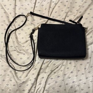 Lo & Sons Saffiano Leather Crossbody Bag